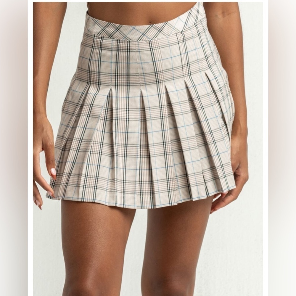 HER ENTIRE NAME SAYS GRACE FULL TILT Pleat Plaid Skirt size M